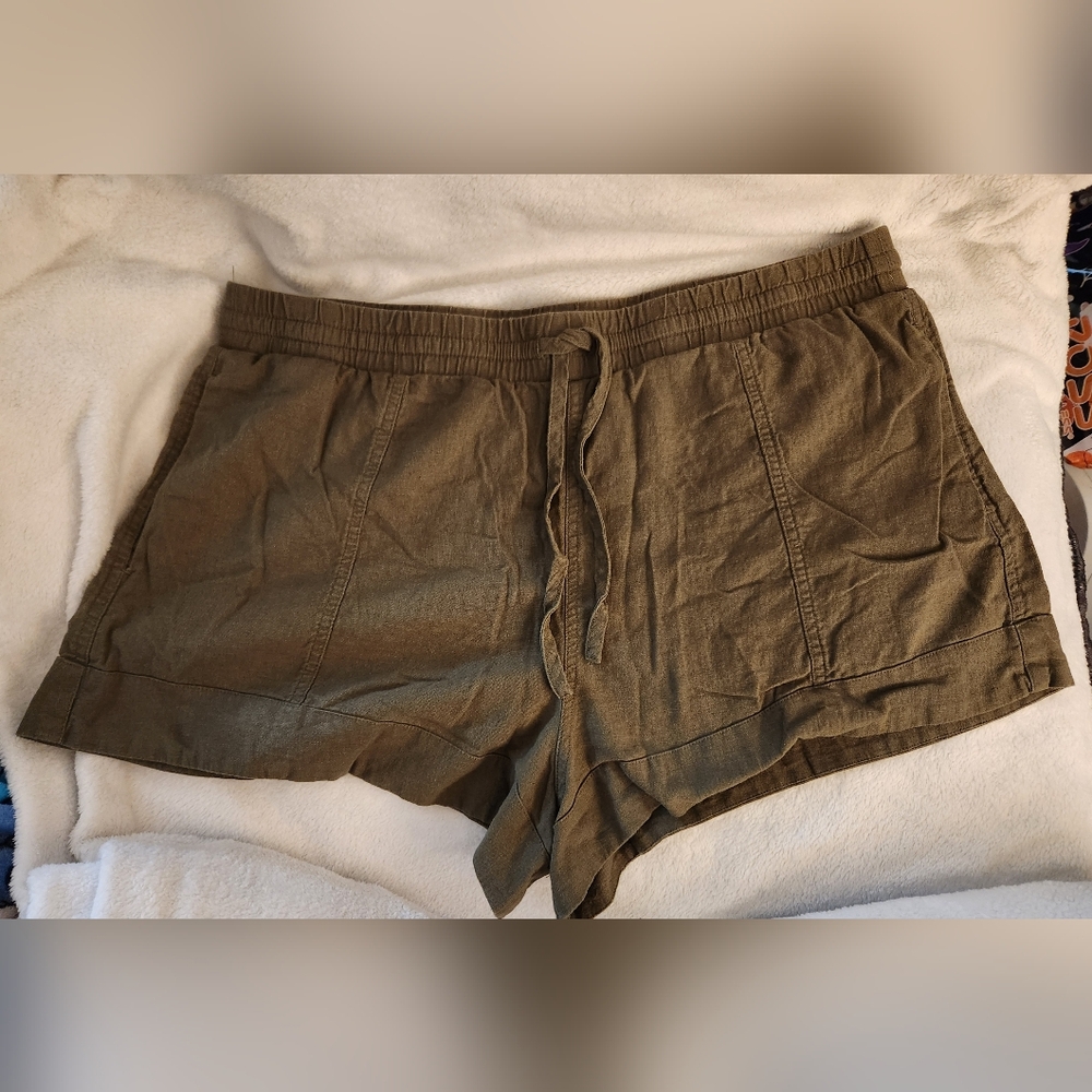 Universal Thread Khaki Linen Shorts